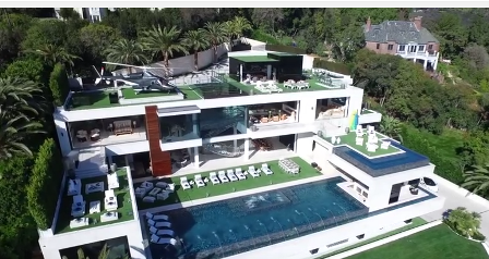 Λος Άντζελες: Στα… άδυτα του ακριβότερου σπιτιού στο κόσμο (βίντεο)